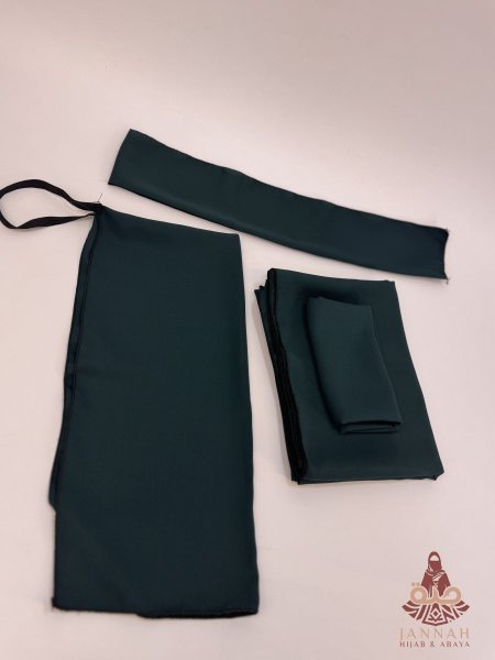 اخضر جنزاري غامق