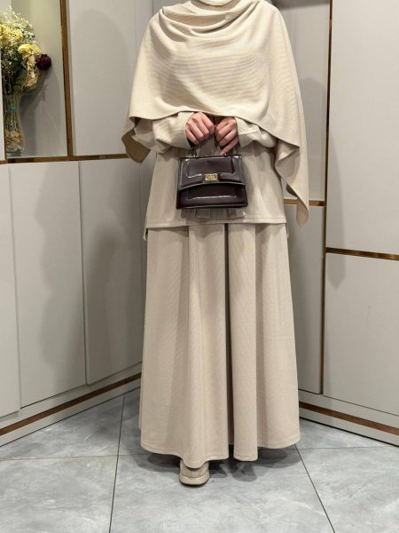 طقم تنورة وبلوز شرعي