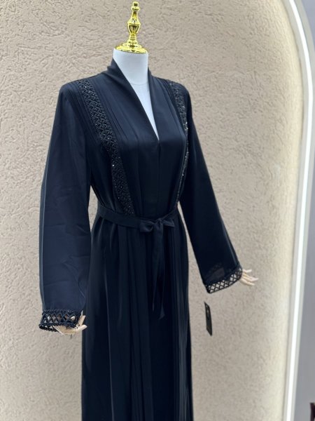 عباية الرداء الملكي