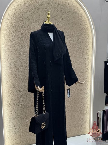 عباية رسم ورد