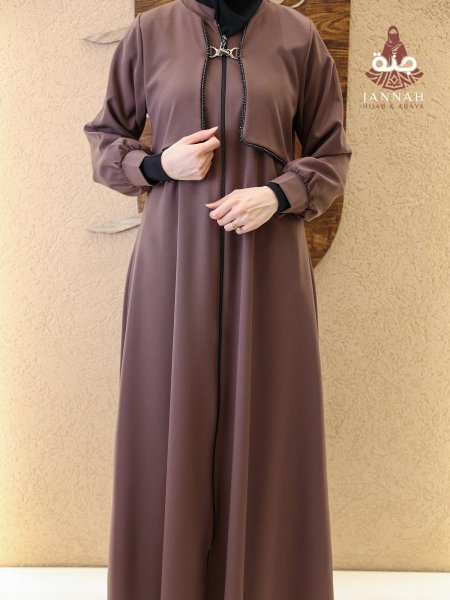 عباية قفل